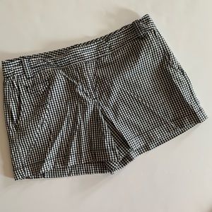 Loft sz 10 gingham flat front short 3” inseam